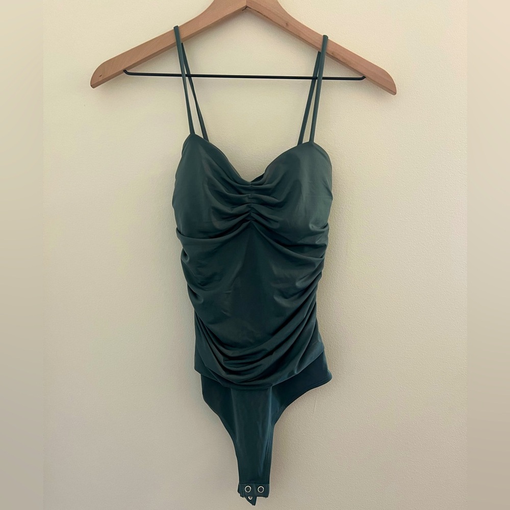 EXPRESS Body Contour Body Suit Spaghetti Strap - S